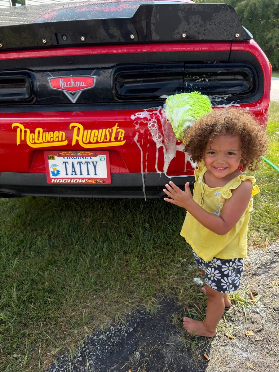 A happy McQueen Augusta guest